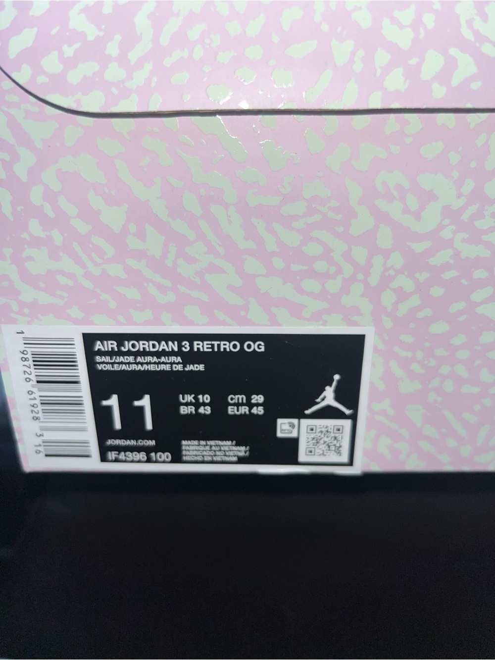 Jordan Women’s White and Silver Low-Top Sneakers - Picture 4 of 4